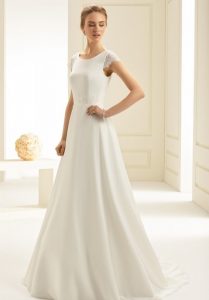 robe de mariée sobre Bianco evento à Périgueux